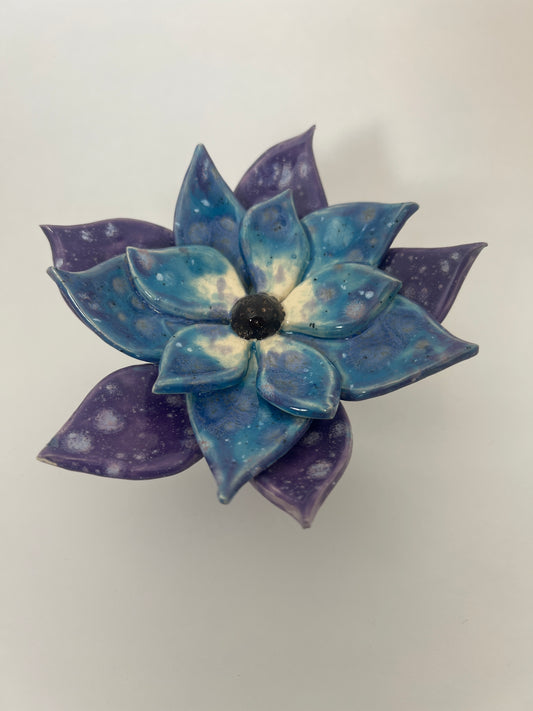 3 Tiered Blue & Lavender Speckled Flower - Garden Ornament